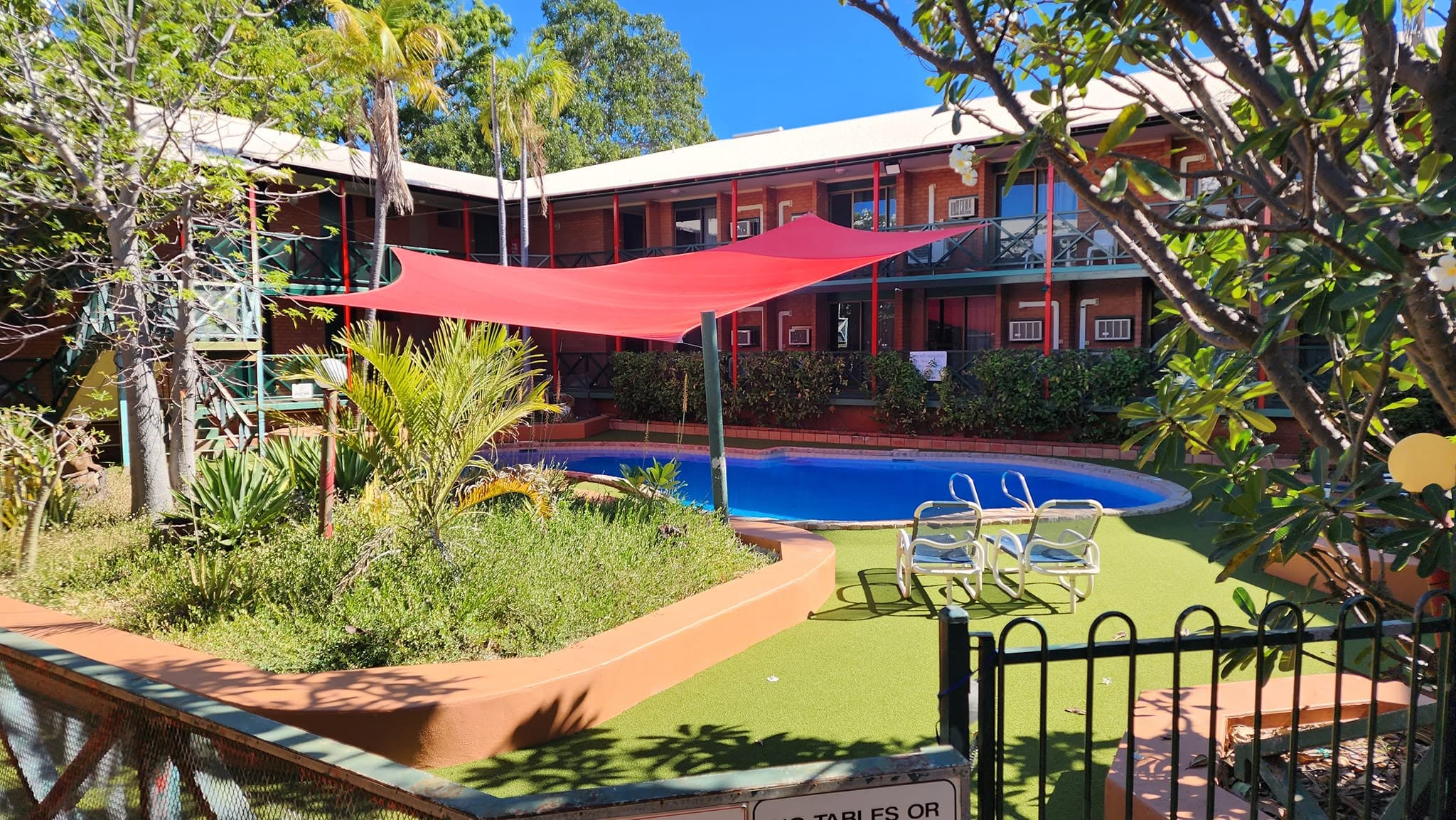 Pool & shade sails